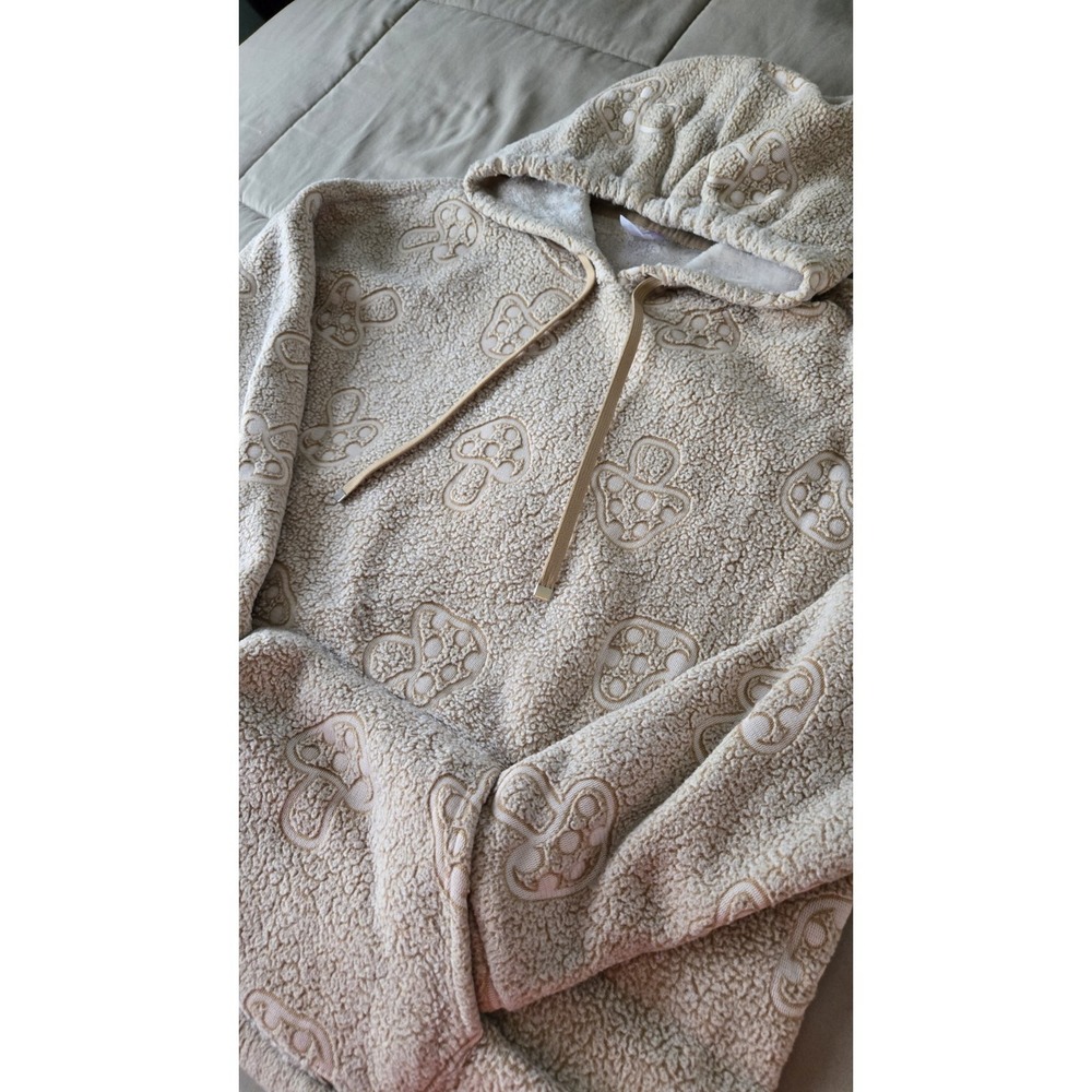 No Boundaries Sherpa Tan Plush Hoodie Mushroom Print Cozy Pullover Womens L/XL